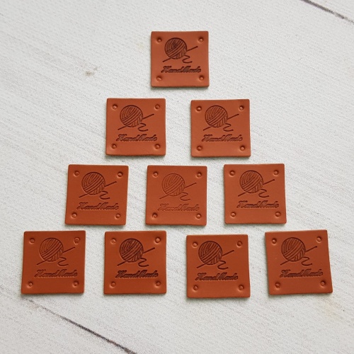 Бирка Hand Made коричневый квадрат 25мм*25мм 